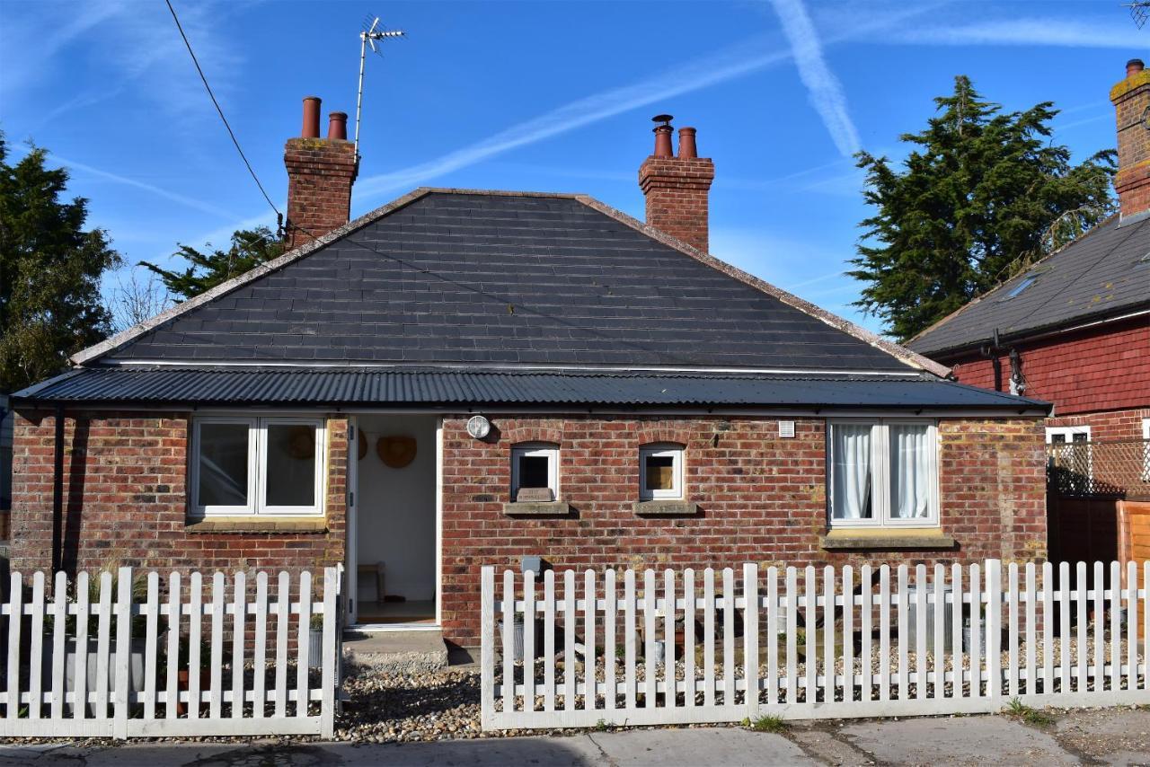 Villa Seaside Retreat Rye Harbour Exterior foto